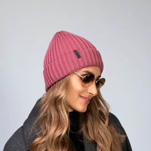 winter-beanie-for-women-pink-100-merino-wool-alex