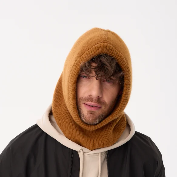 spring-balaclava-for-men-mustard-knitted-hood-marion-3
