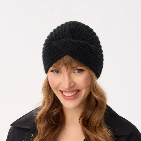 turban-wiosenny-damski-czarny-drapana-dzianina-ava-1