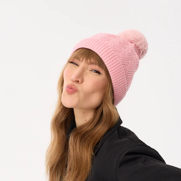 czapka-jesienna-wiosenna-damska-rozowa-bawelniana-zigzag-1