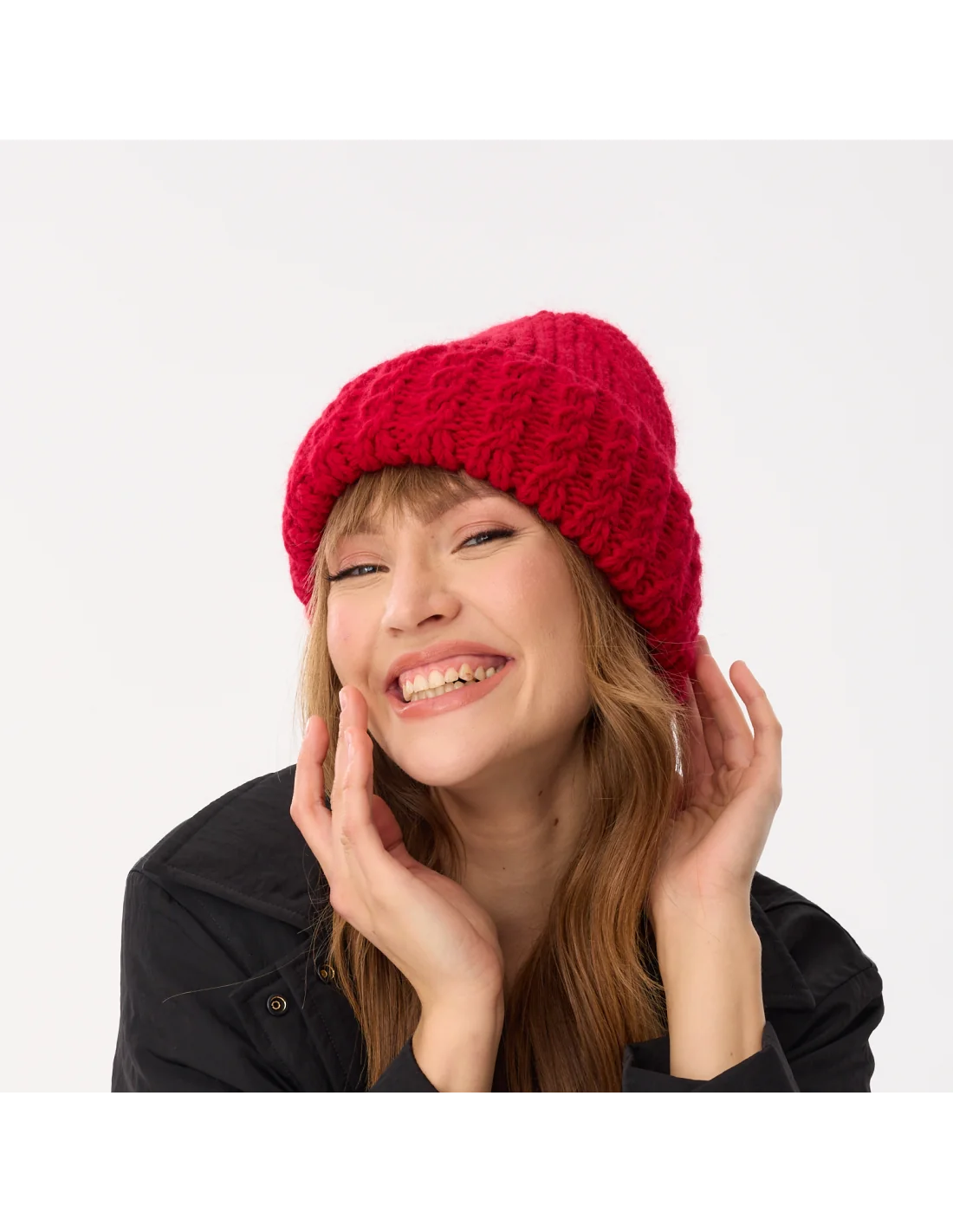 winter-beanie-for-women-red-with-wool-sophie-2