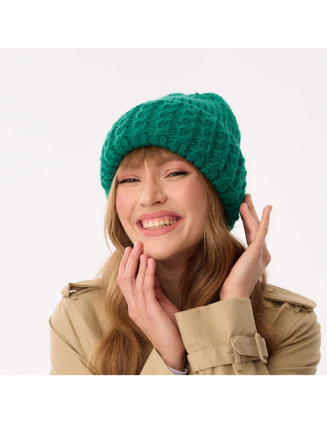 winter-beanie-for-women-green-with-wool-sophie-2