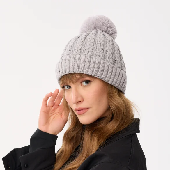 czapka-zimowa-damska-jasnoszara-z-recyklingu-grs-willow-1