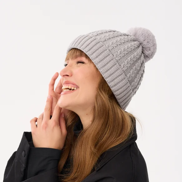 czapka-zimowa-damska-jasnoszara-z-recyklingu-grs-willow