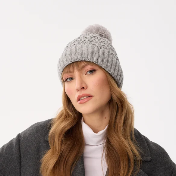winter-hat-for-women-with-pompom-light-grey-recycled-yarn-pine