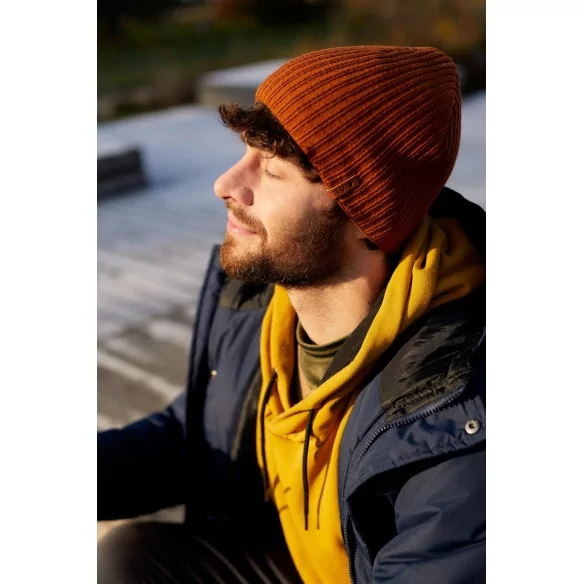 czapka-wiosenna-jesienna-meska-z-polarem-musztardowa-vip-4