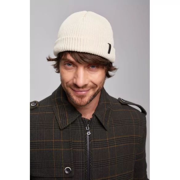 czapka-wiosenna-jesienna-meska-kremowa-z-bawelna-rybacka-1