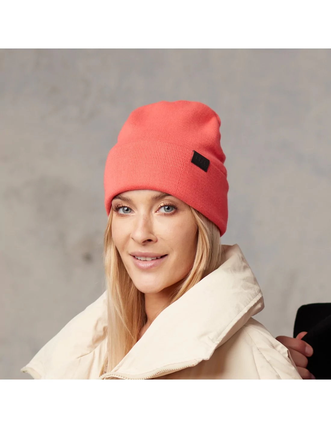 czapka-wiosenna-damska-koralowa-100-bawelna-organiczna-holly-2